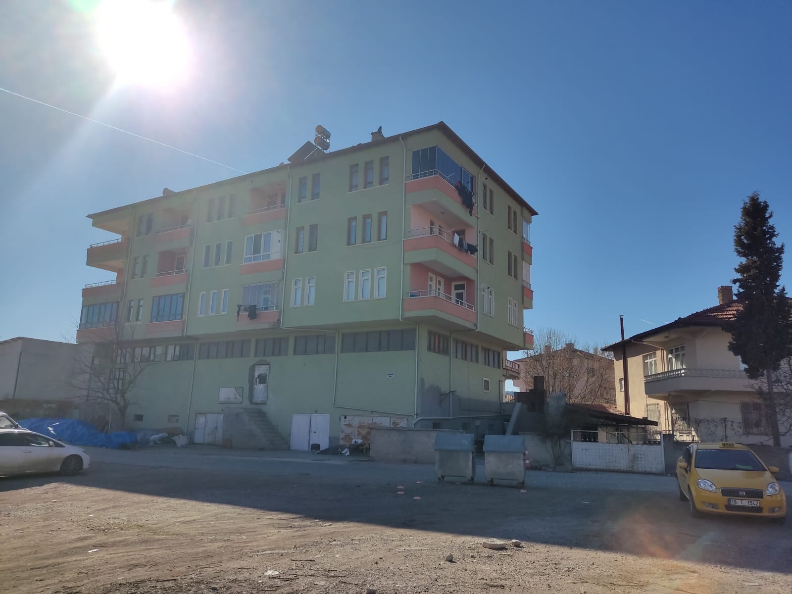 SATILIK 2+1 GENİŞ DAİRE - ÇORUM OSMANCIK fotoğraf 3